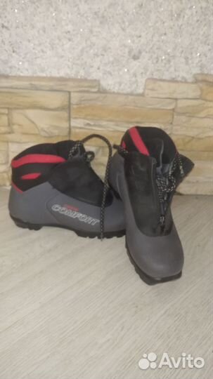 Лыжные ботинки