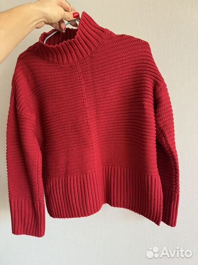 Свитер женский