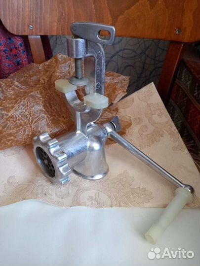 Мясорубка механическая с приставкой