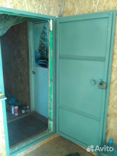 Двери металлические б/у -р-р и цены см. в тексте