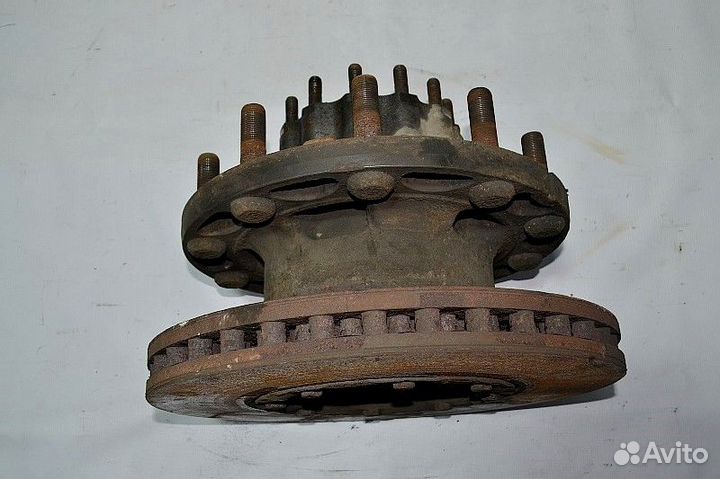 Ступица ведущего моста дисковые тормоза, правая re