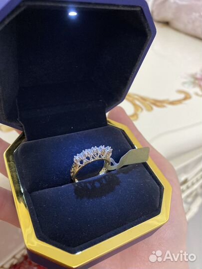 Бриллиантовое кольцо 585 пробы