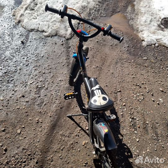 Детский велосипед b'twin 16 jack pirabike