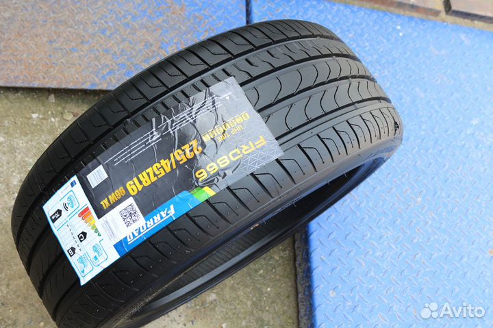 Farroad FRD866 225/45 R19 96W