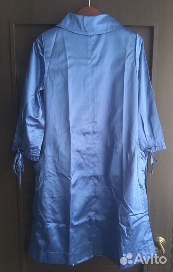 Плащ женский новый 42