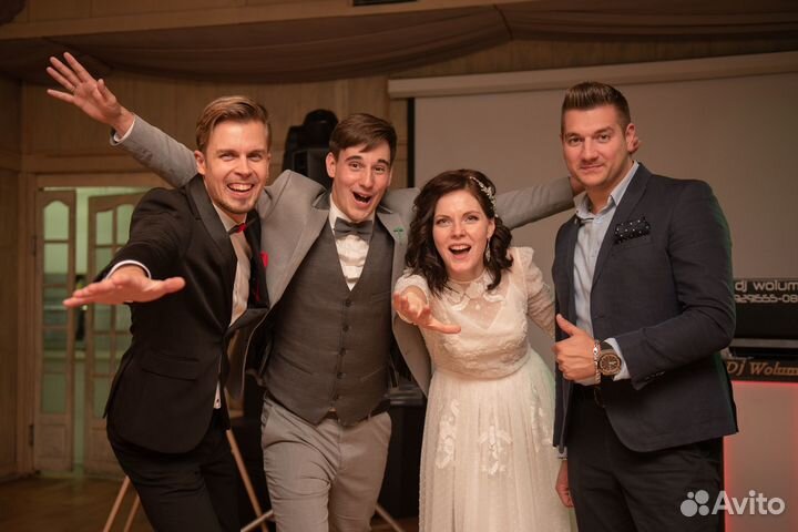 Ведущий с диджеем (DJ) на свадьбу
