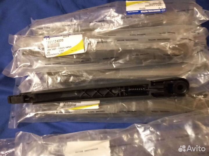 Поводок стеклоочистителя SsangYong актион задний