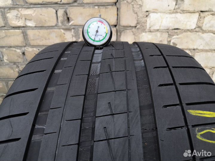 Vredestein Ultrac Vorti 285/30 R20