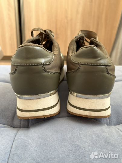 Кроссовки stradivarius женские