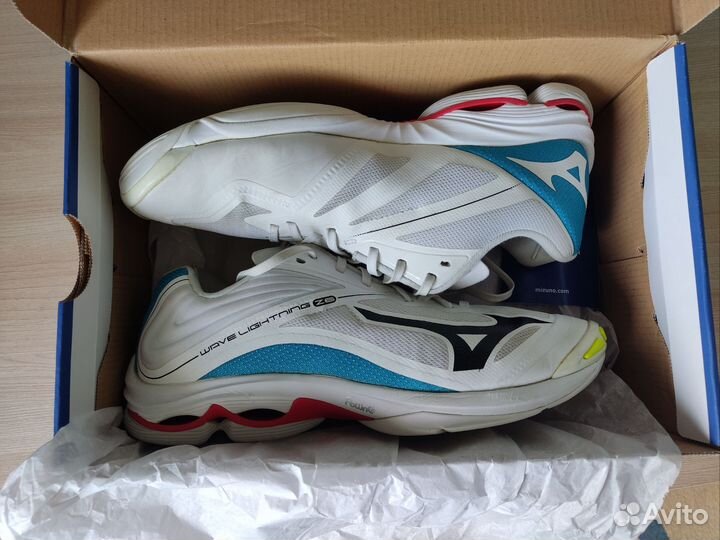 Волейбольные кроссовки Mizuno Wave Lightning Z6