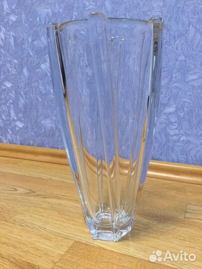 Ваза для цветов «бесконечность»