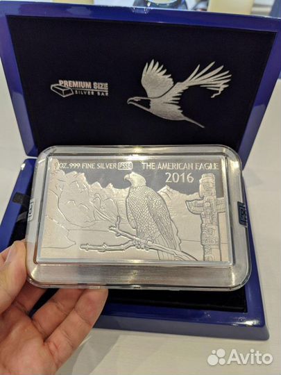 Уникальная 3D монета - Фиджи 1 доллар 2016 Орел