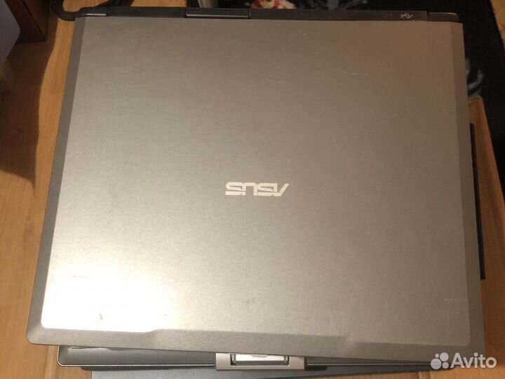 Ноутбук на запчасти asus hp acer toshiba