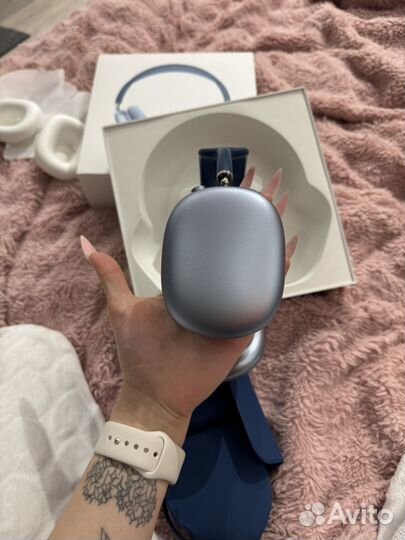 Apple airpods max blue