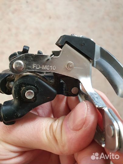 Передний переключатель shimano