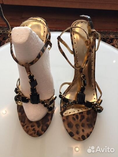 Босоножки женские 39 размер новые