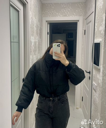 Черная весеняя куртка женская XS-S