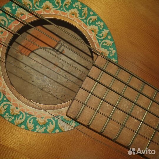 Гитара 6 струнная