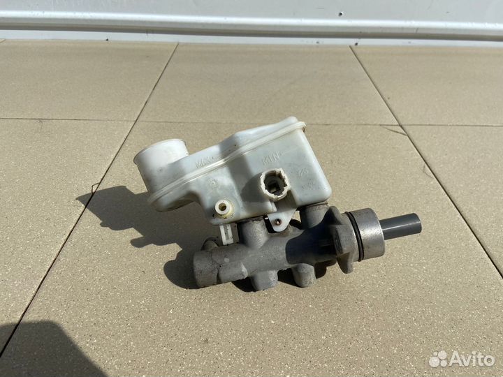 Главный тормозной цилиндр Geely мк