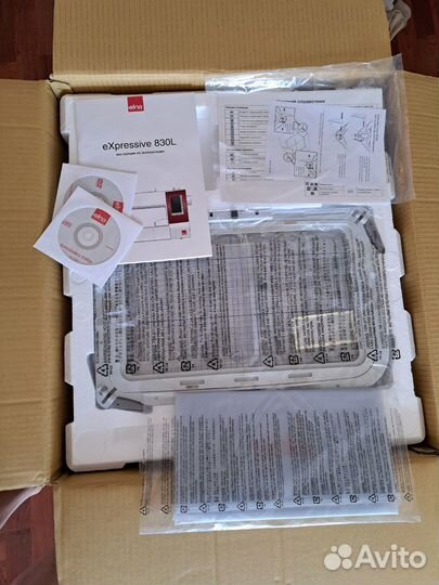 Вышивальная машина Elna eXpressive 830L