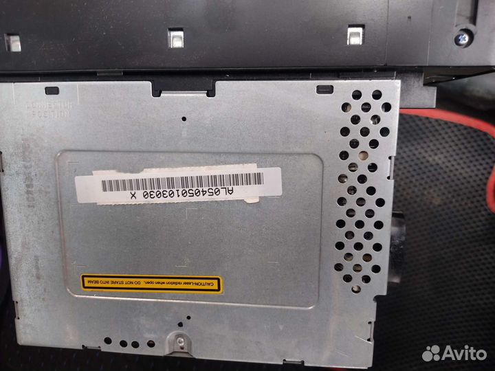 Продам автомагнитолу на Мерседес-бенс мл