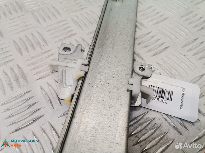 Стеклоподъемник передний левый Mazda Premacy CP