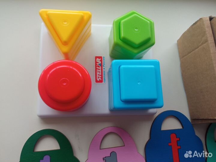 Развивающие игрушки