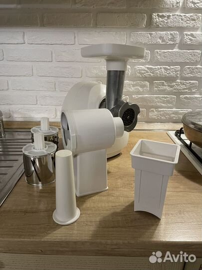Мясорубка электрическая
