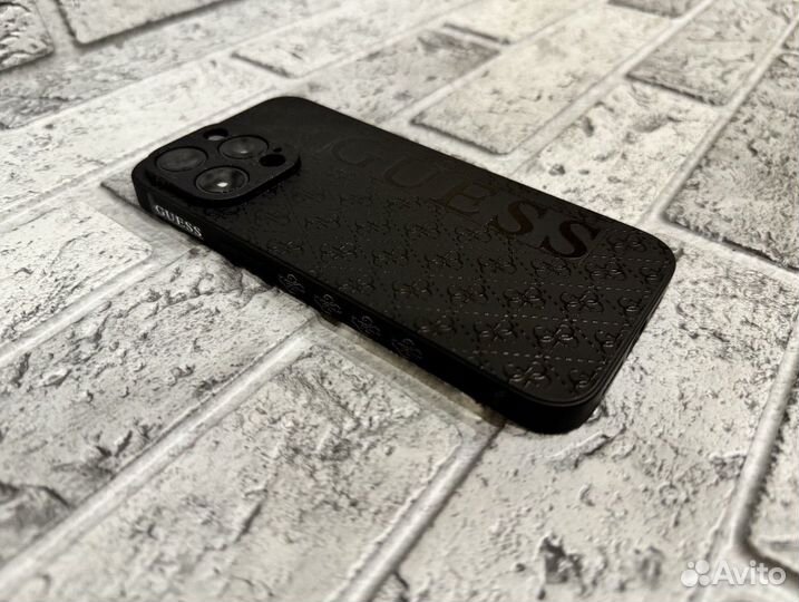 Чехол Guess на iPhone 12/13/14/15