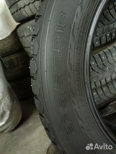 Nokian Tyres Hakkapeliitta 9 SUV 235/55 R18