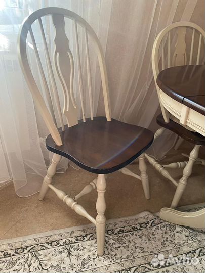 Столы и стулья из массива дерева бу