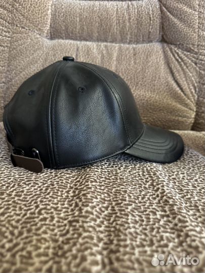 Кепки мужские кожаные