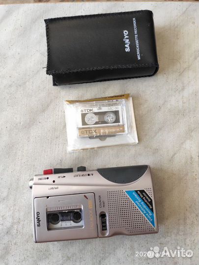 Диктофон Sanyo TRC-580M