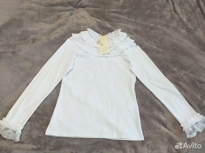 Блузка новая школьная на возраст 9-14 лет. Турция