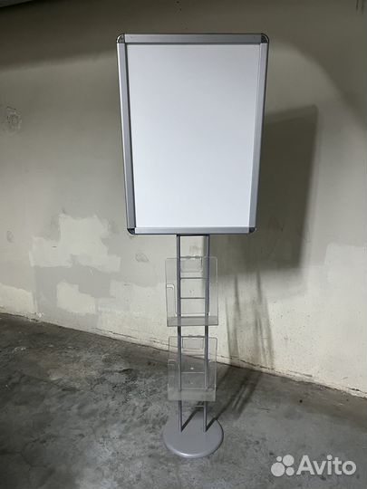 Стойка для рекламы