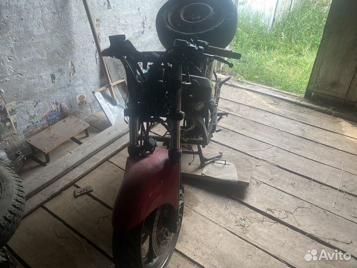 Kawasaki ZZR400