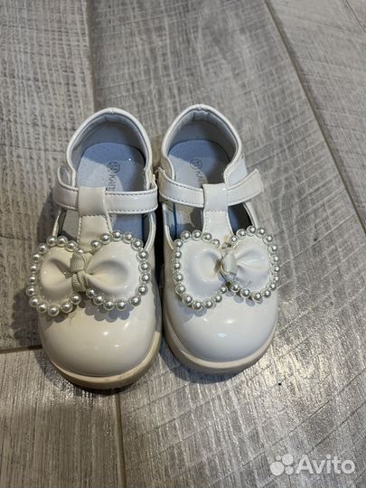 Туфли доя девочки 25 размер