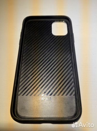 Чехол на iPhone 11