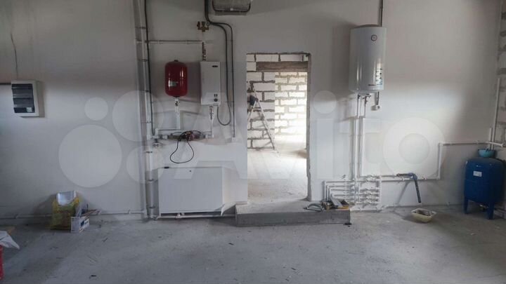 Коттедж 244 м² на участке 5 сот.