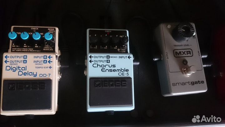 Две гитарные педали