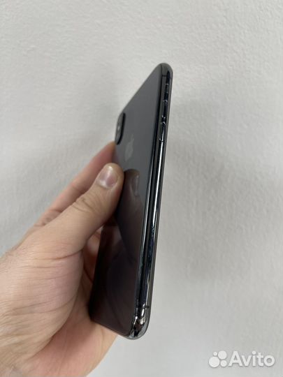 iPhone X, 64 ГБ