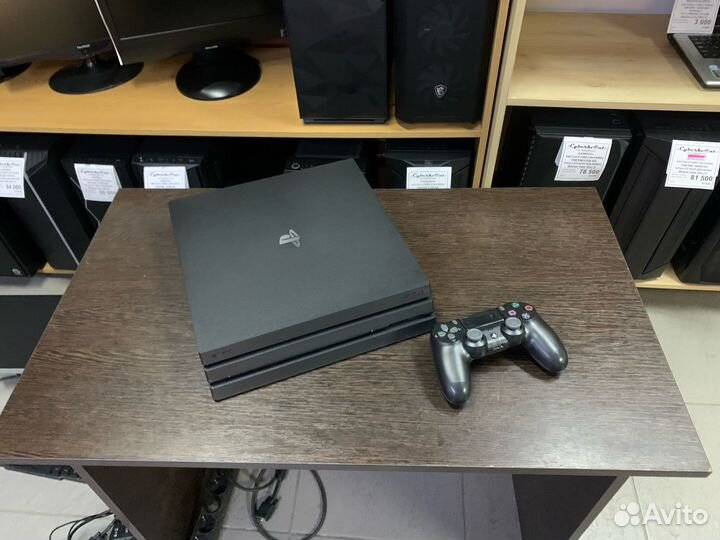 Sony PS4 PRO 1000GB(CUH 7108B), Геймпада, 2Игры