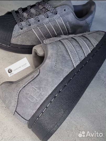 Кроссовки adidas superstar reigning champ