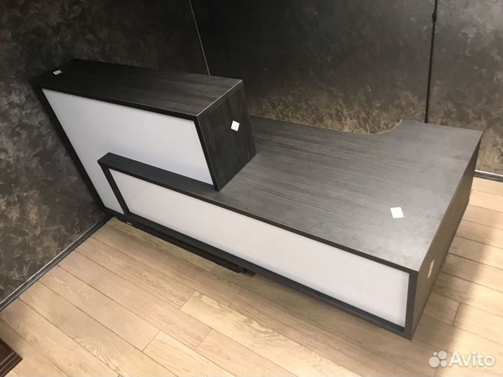 Ресепшен световой в лого. Европейский Foro - дораб