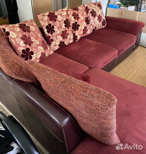 Кожаный диван бу