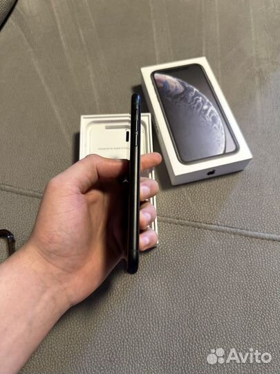 iPhone Xr, 128 ГБ