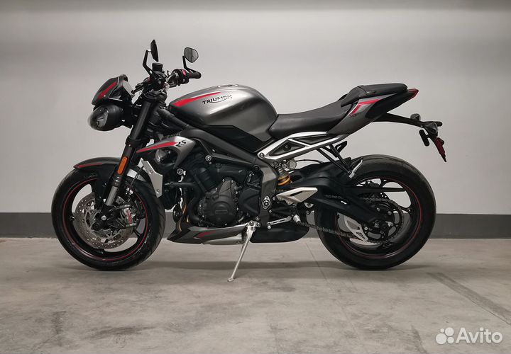 Аренда мотоцикла Triumph Street Triple 765 RS