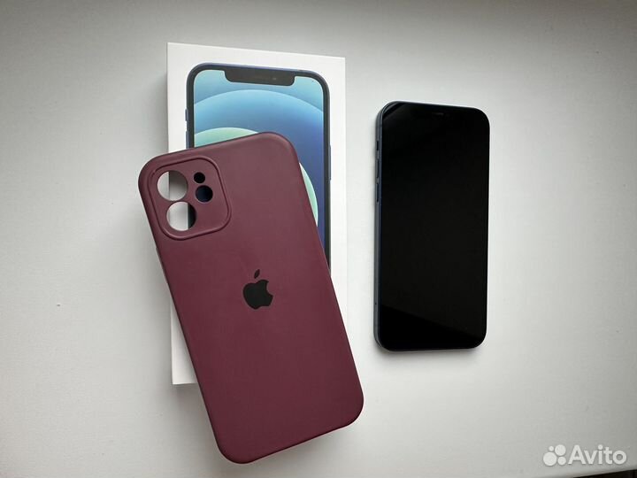iPhone 12, 64 ГБ