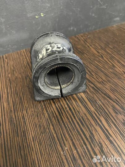 Втулка стабилизатора mercedes A6393232085