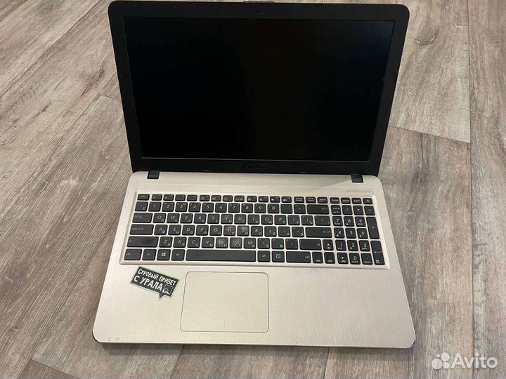 Ноутбук Asus X540LA-DM1082T